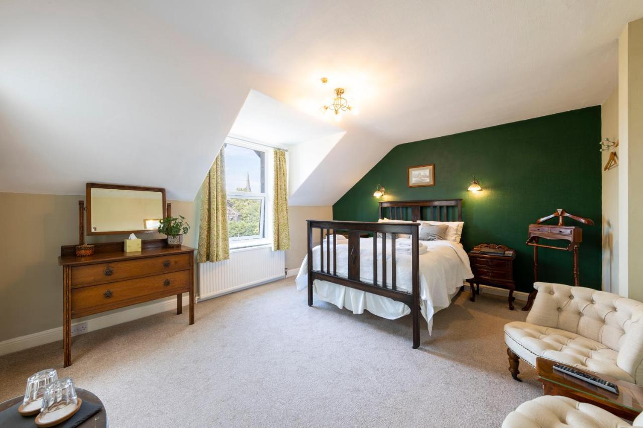 Guest house Wynnstay House Harrogate